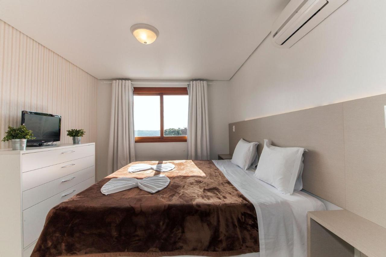 Апартаменты 400 Metros, Rua Coberta - Centro - Solar Da Encosta Грамаду Экстерьер фото