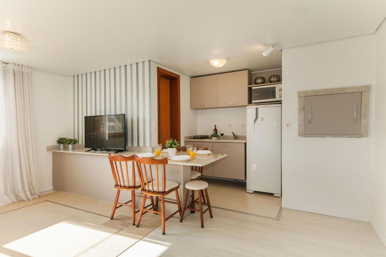 Апартаменты 400 Metros, Rua Coberta - Centro - Solar Da Encosta Грамаду Экстерьер фото