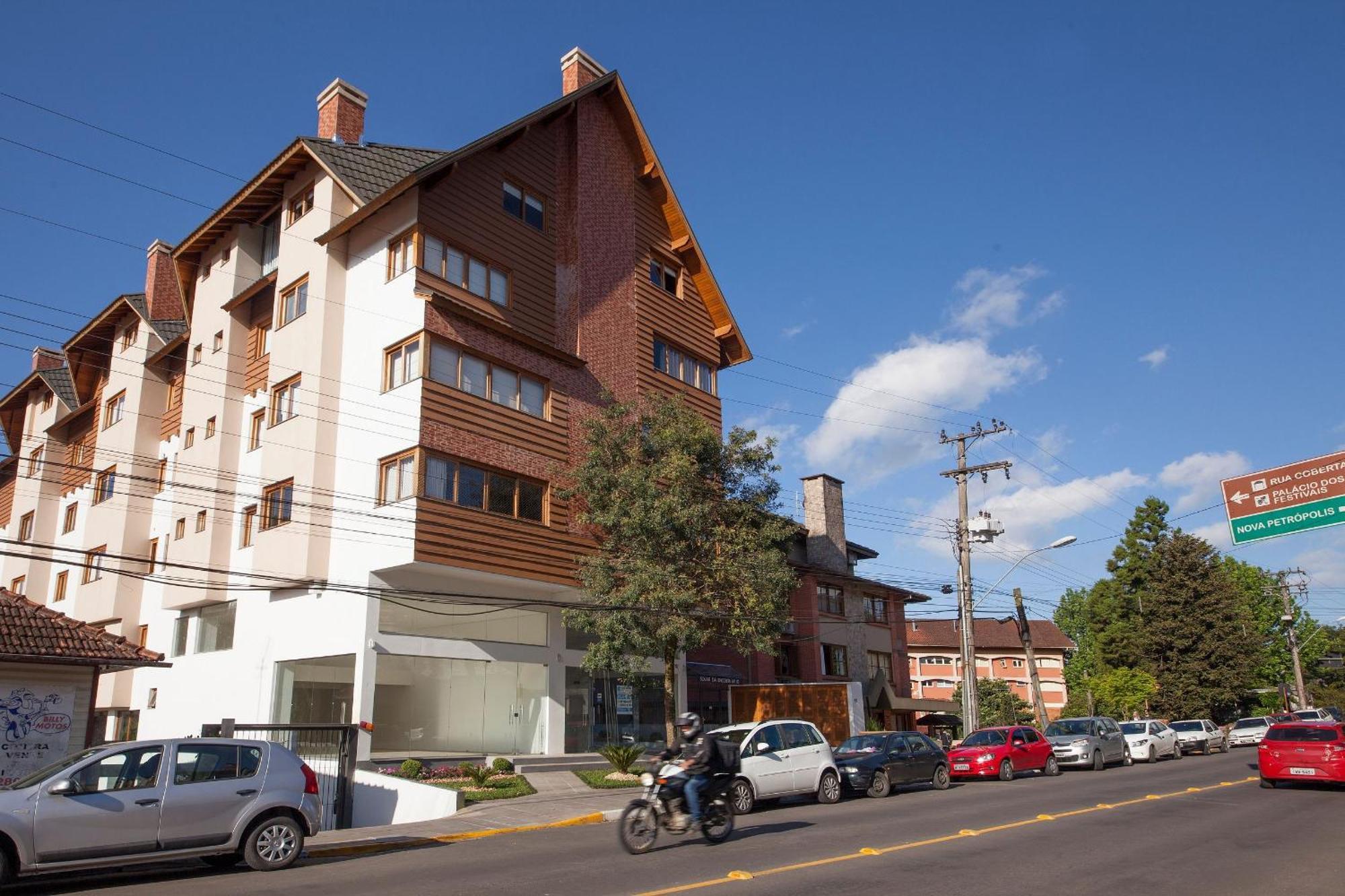 Апартаменты 400 Metros, Rua Coberta - Centro - Solar Da Encosta Грамаду Экстерьер фото